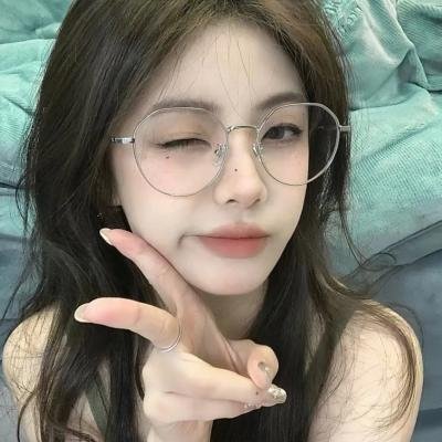 艾米丽·布莱尔的秘密